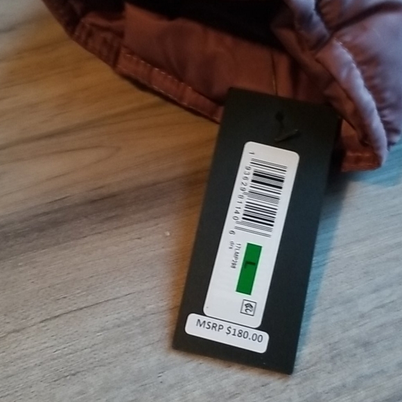 Kenneth Cole Winter Jacket - Picture 14 of 14